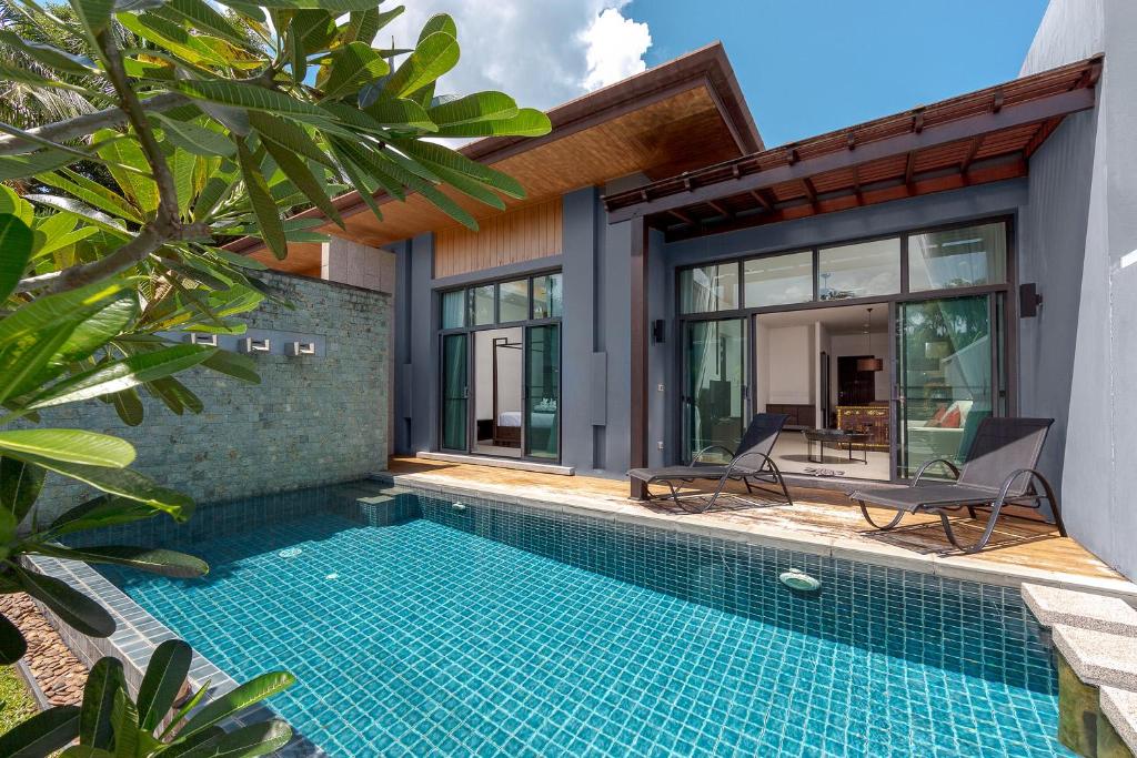 private villas for rent in Phuket